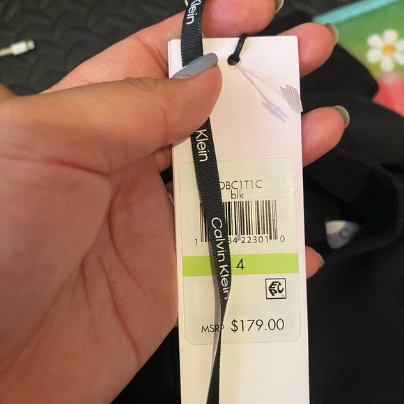 NWT Calvin Klein Dress size 4 - Picture 5 of 5